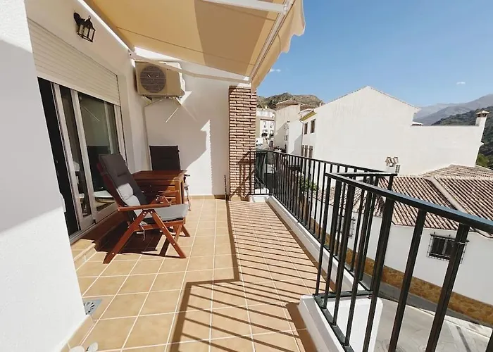 Balcon Hacia La Montana